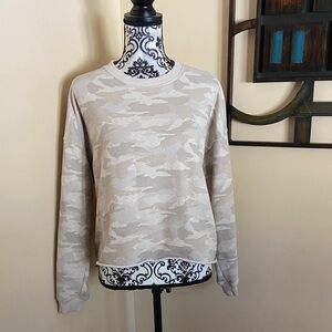 American Eagle Beige Camo roll hem Crewneck